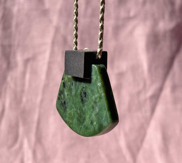 Keystone I Pendant