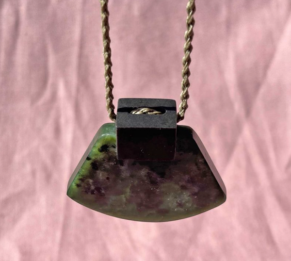 Keystone I Pendant