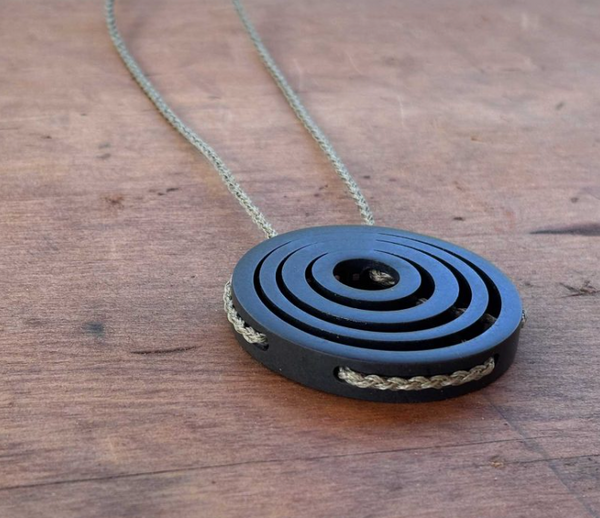 Web Pendant